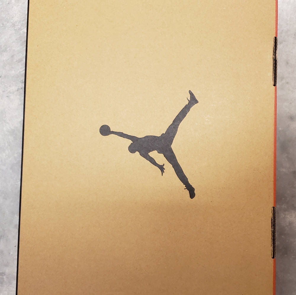 Air Jordan 12 Retro Utility